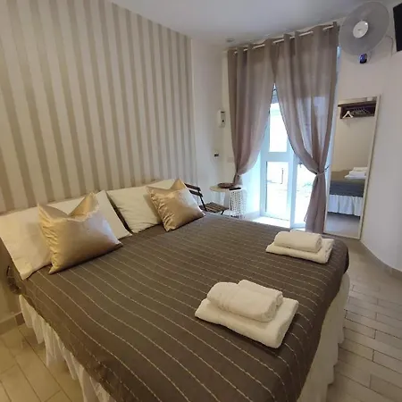 La Casa Di Rosmary 住宿加早餐酒店 那不勒斯